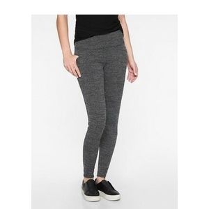Athleta Black Herringbone Metro High-Rise Leggings Size XS From yoga to work!